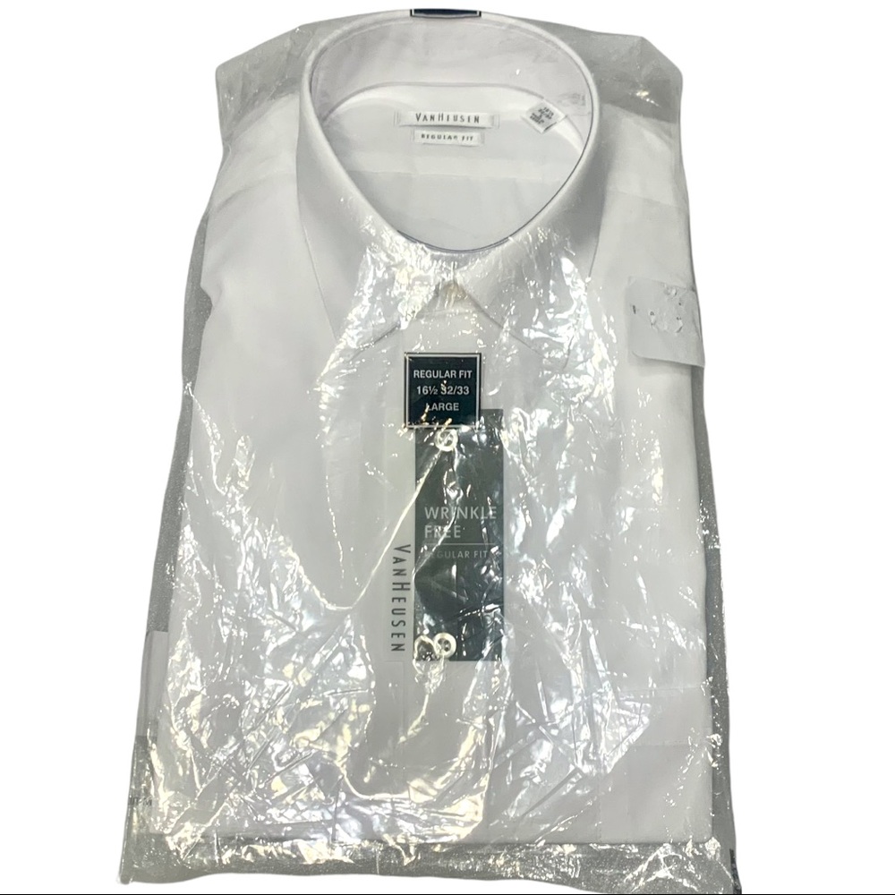 NWT Van Heusen Wrinkle Free Regular Fit White Dress Shirt, Size 16.5 x 32/33!